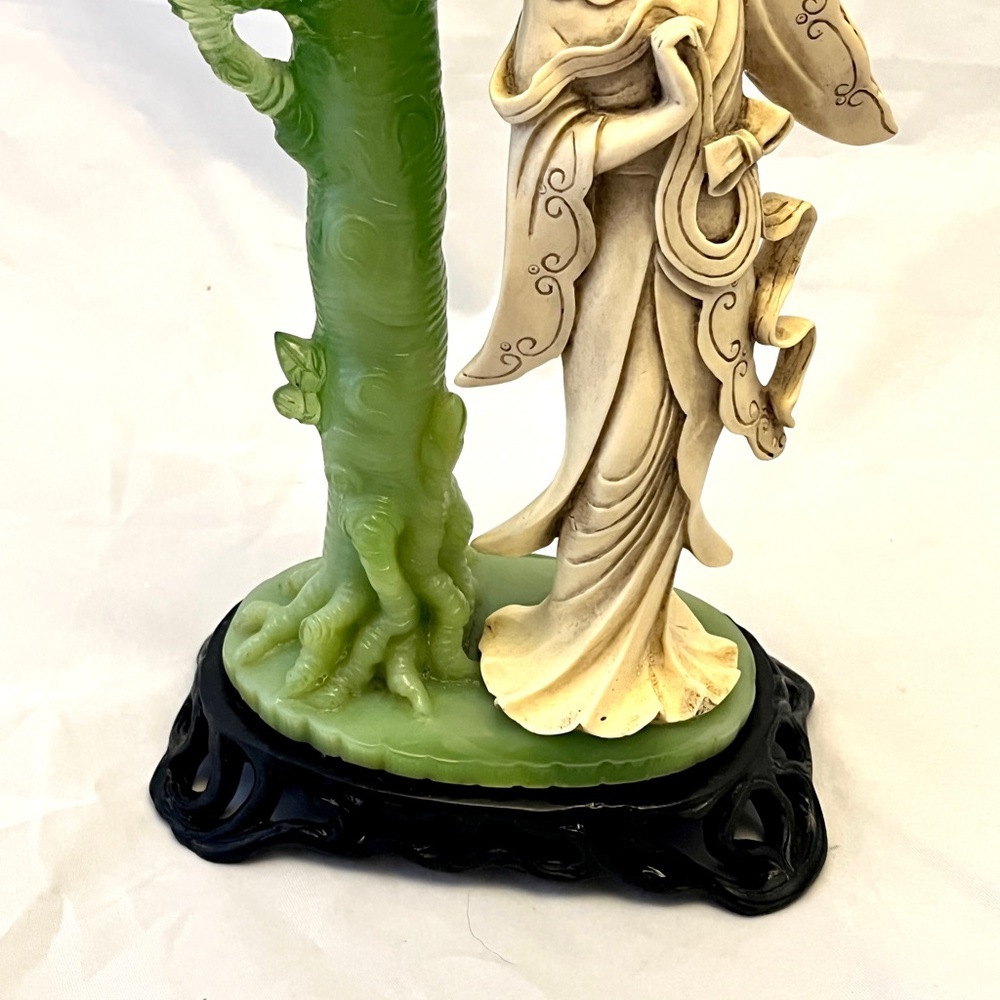Resin Jade & Ivory-like Geisha Statue with Tree, On Base, Vintage EUC - Picture 2 of 12